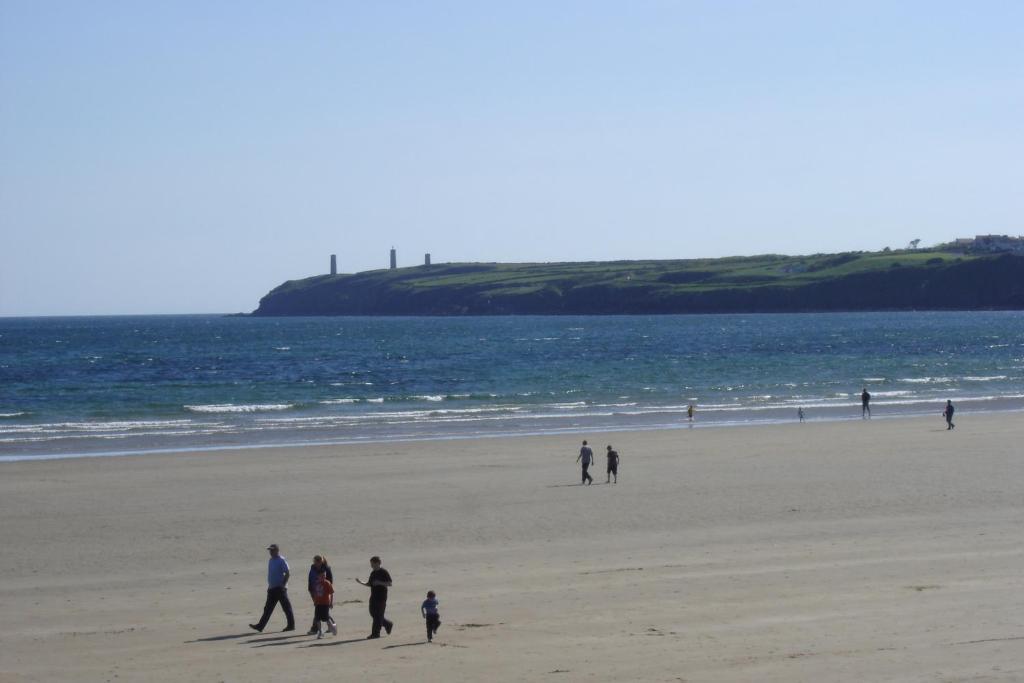 Majestic Hotel Tramore Exterior photo